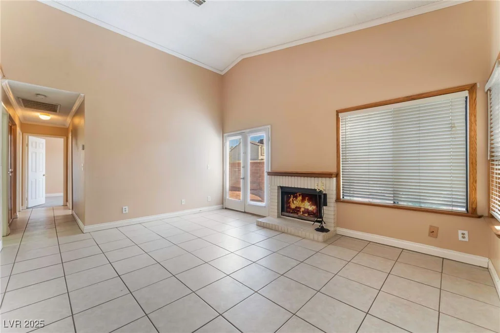 6624 Chardonay, Las Vegas, NV 89108