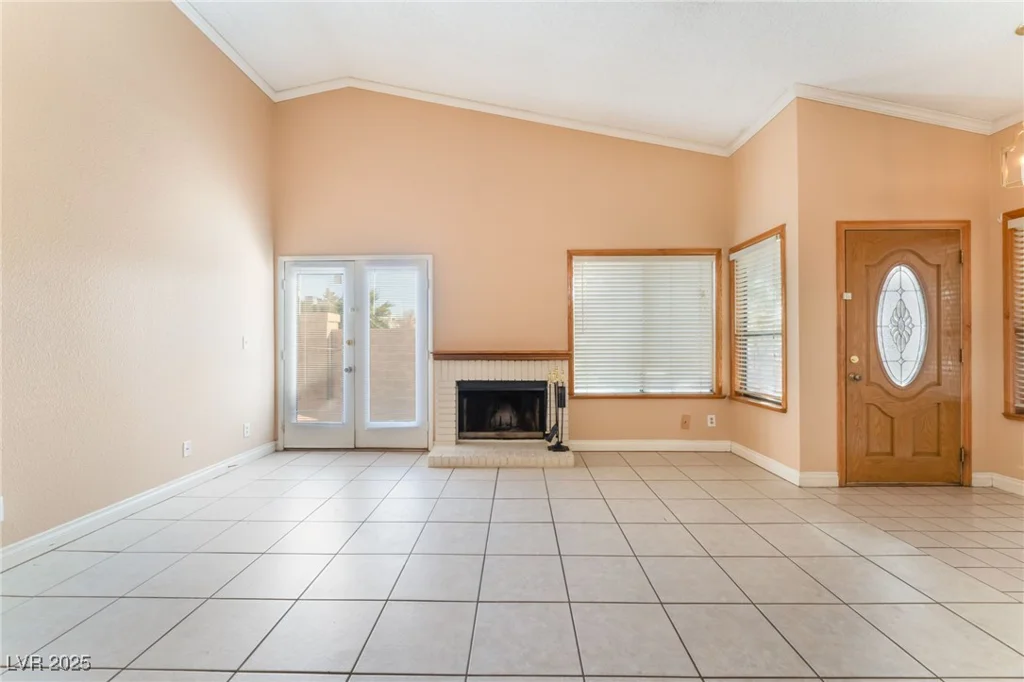 6624 Chardonay, Las Vegas, NV 89108