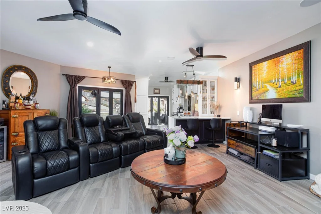 8175 Arville, Las Vegas, NV 89139