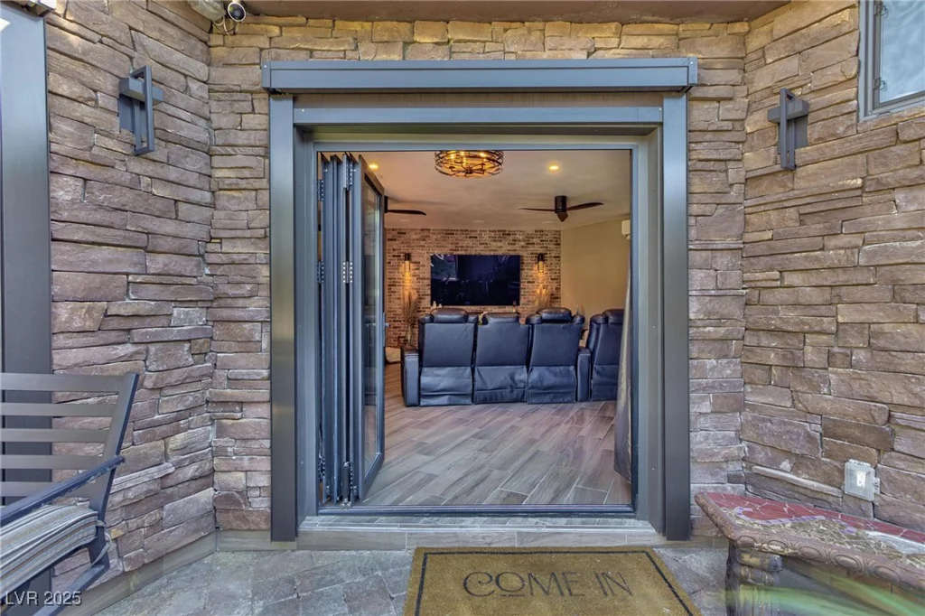 8175 Arville, Las Vegas, NV 89139
