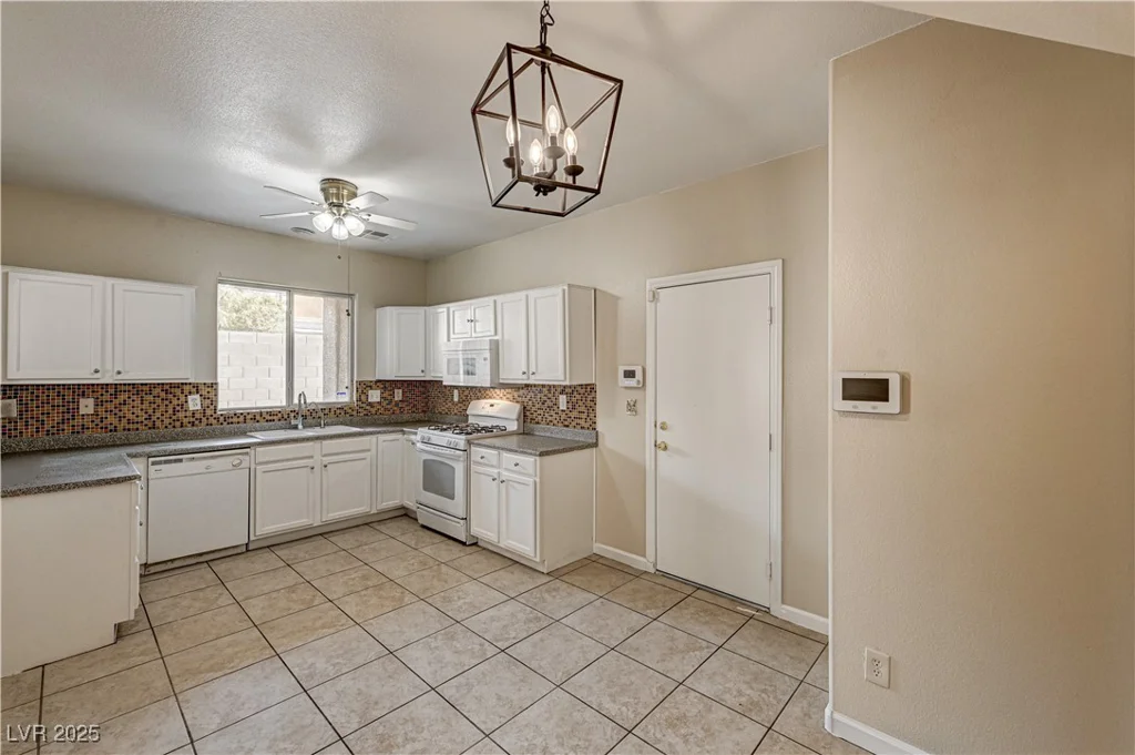 3349 Morning Amber, North Las Vegas, NV 89032