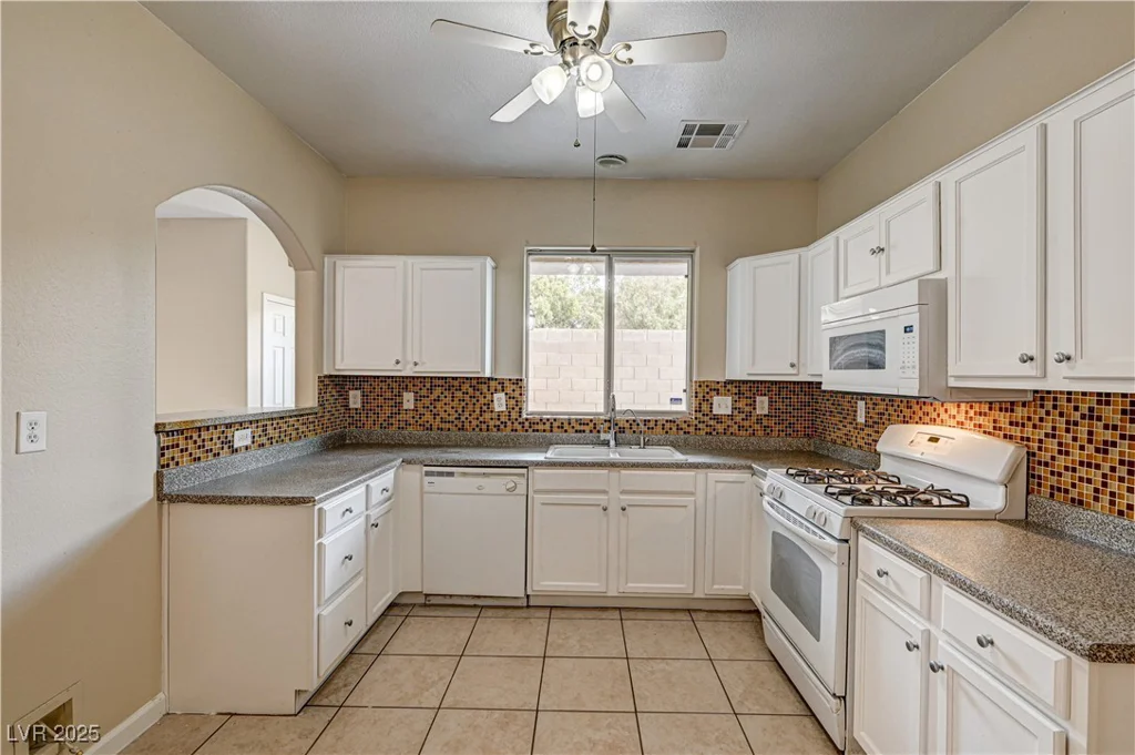 3349 Morning Amber, North Las Vegas, NV 89032