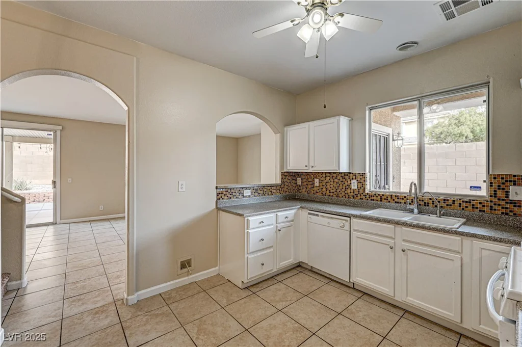 3349 Morning Amber, North Las Vegas, NV 89032