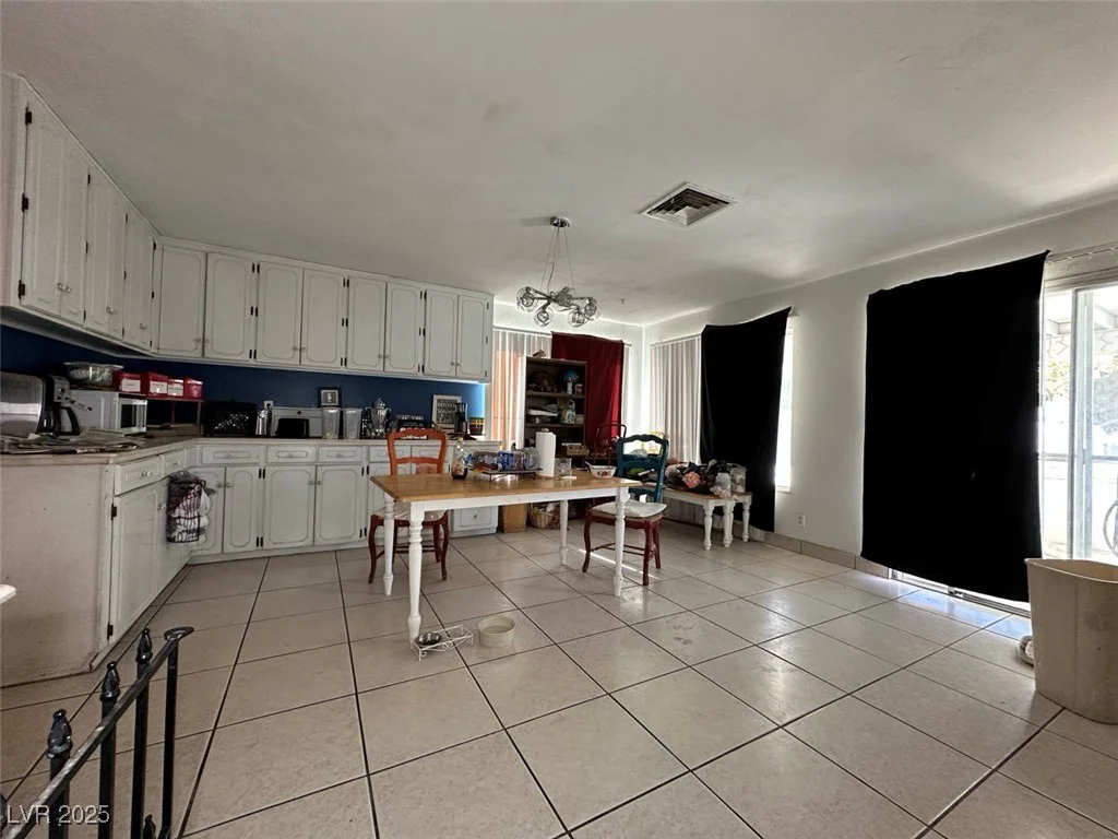 2793 Artic, Las Vegas, NV 89121