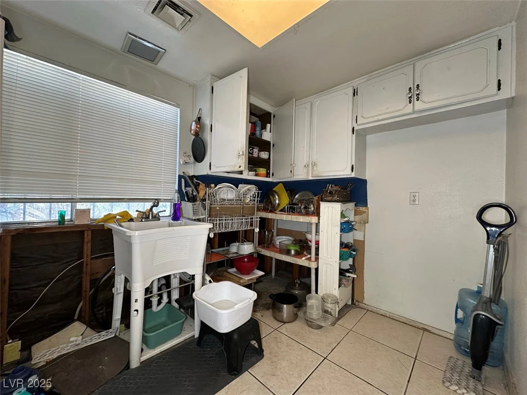 2793 Artic, Las Vegas, NV 89121