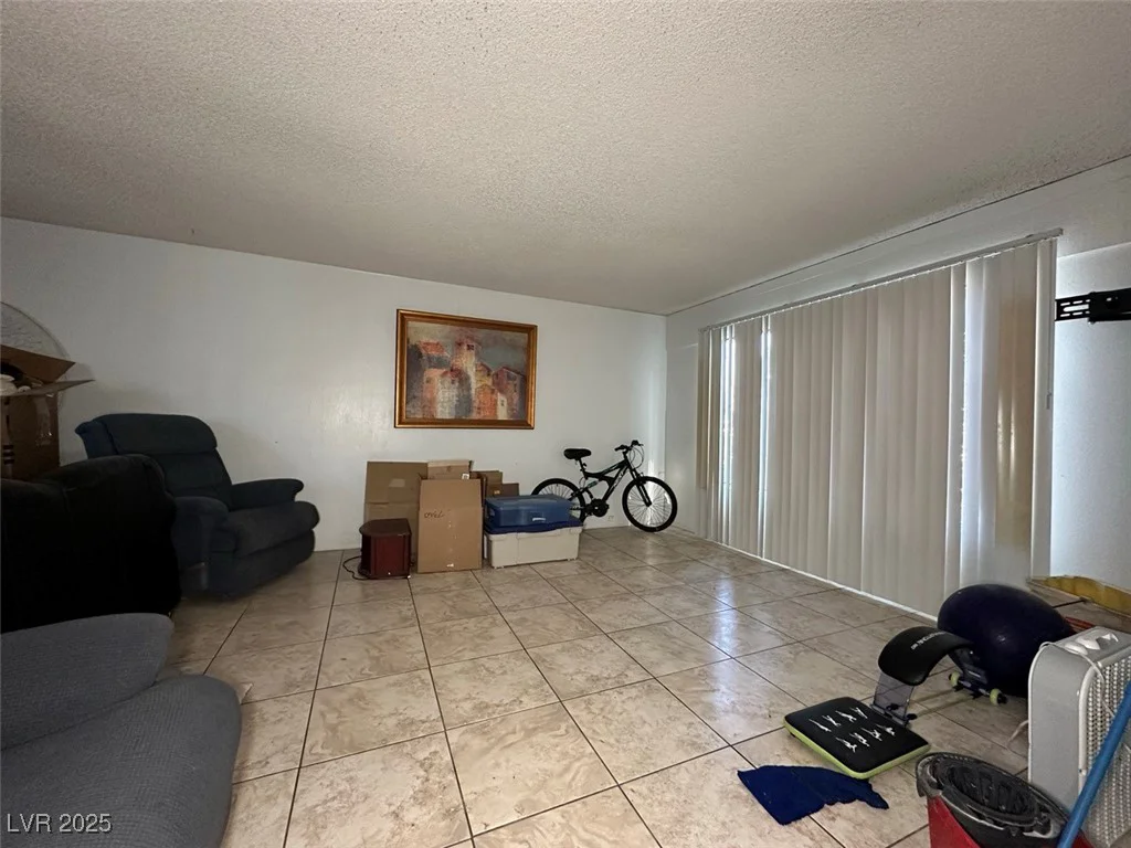 2793 Artic, Las Vegas, NV 89121