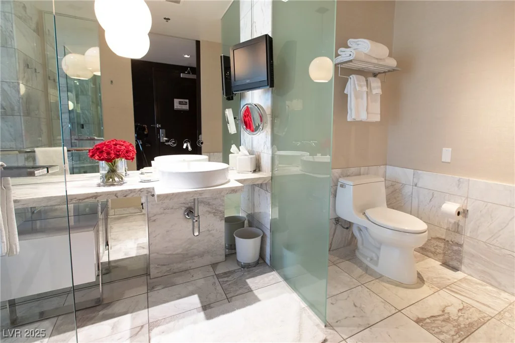 4381 Flamingo, Las Vegas, NV 89103