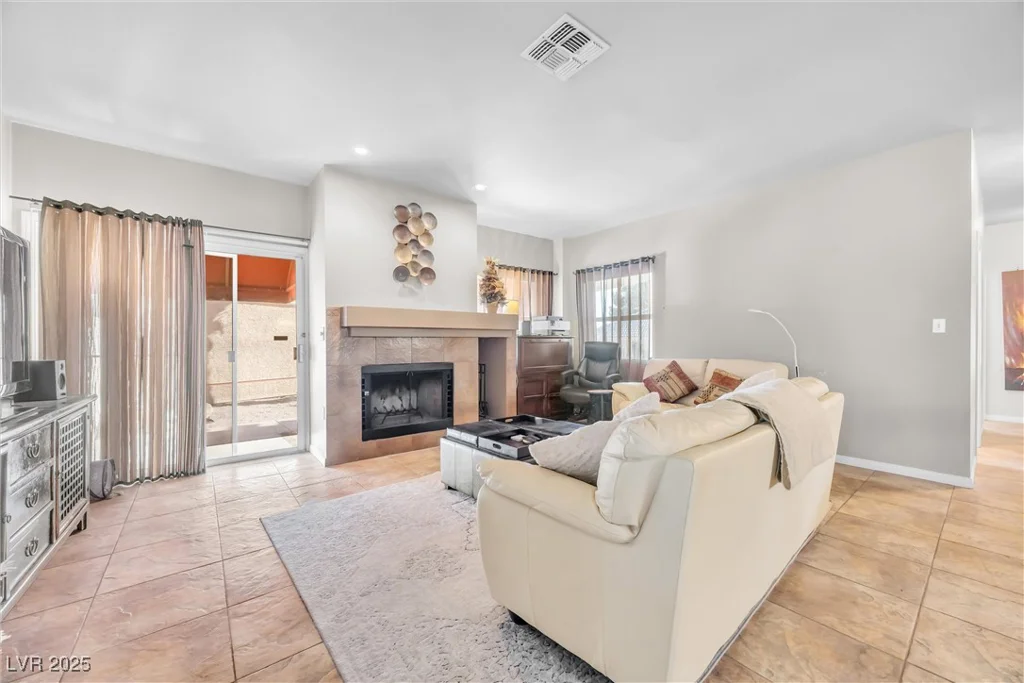 309 Wild Plum, Las Vegas, NV 89107