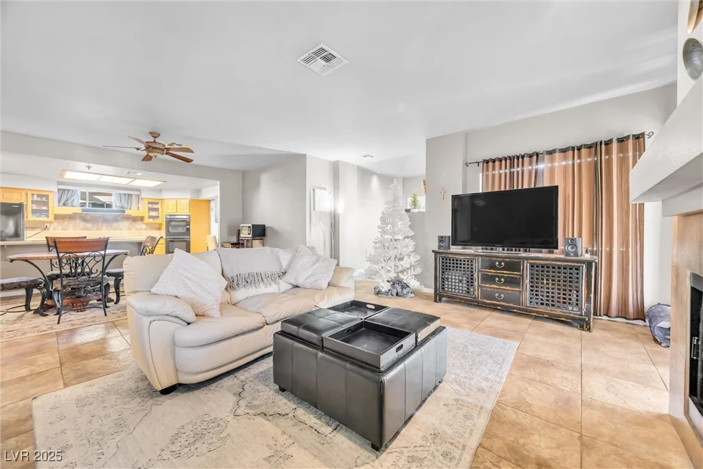 309 Wild Plum, Las Vegas, NV 89107
