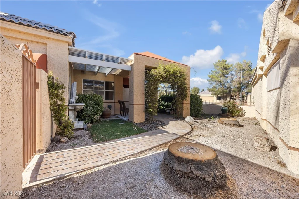 309 Wild Plum, Las Vegas, NV 89107