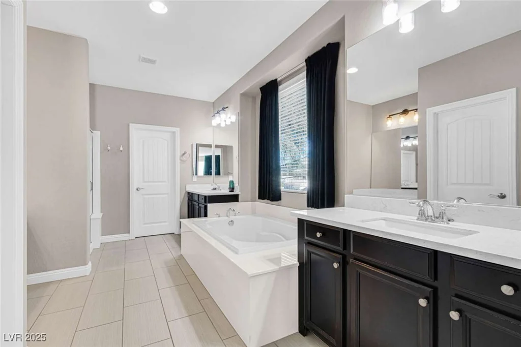 9463 Belmont Bay, Las Vegas, NV 89148