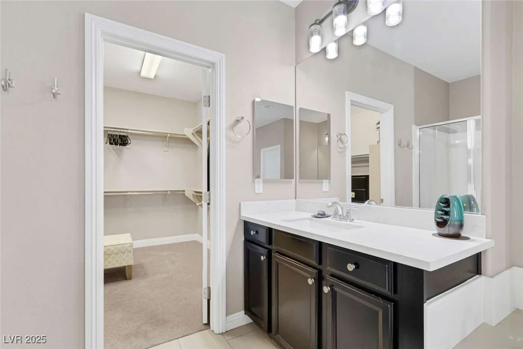 9463 Belmont Bay, Las Vegas, NV 89148