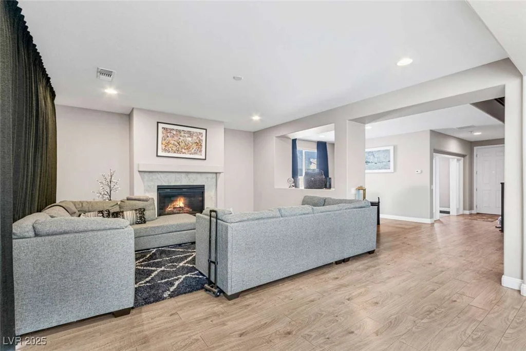 9463 Belmont Bay, Las Vegas, NV 89148