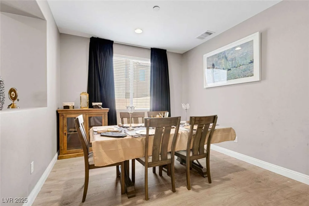 9463 Belmont Bay, Las Vegas, NV 89148