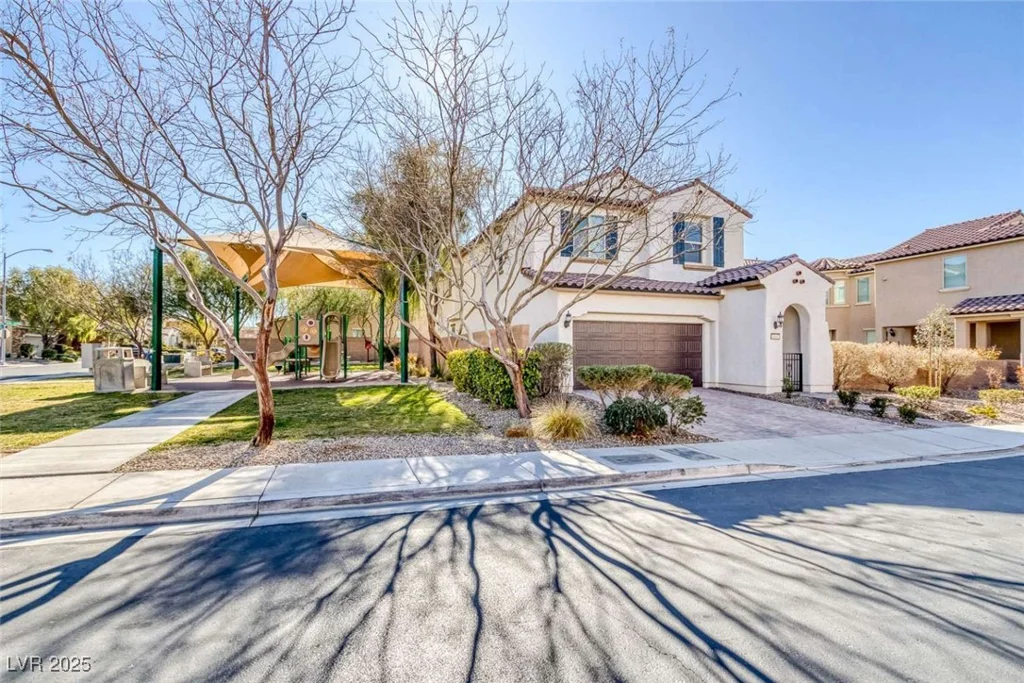 9463 Belmont Bay, Las Vegas, NV 89148
