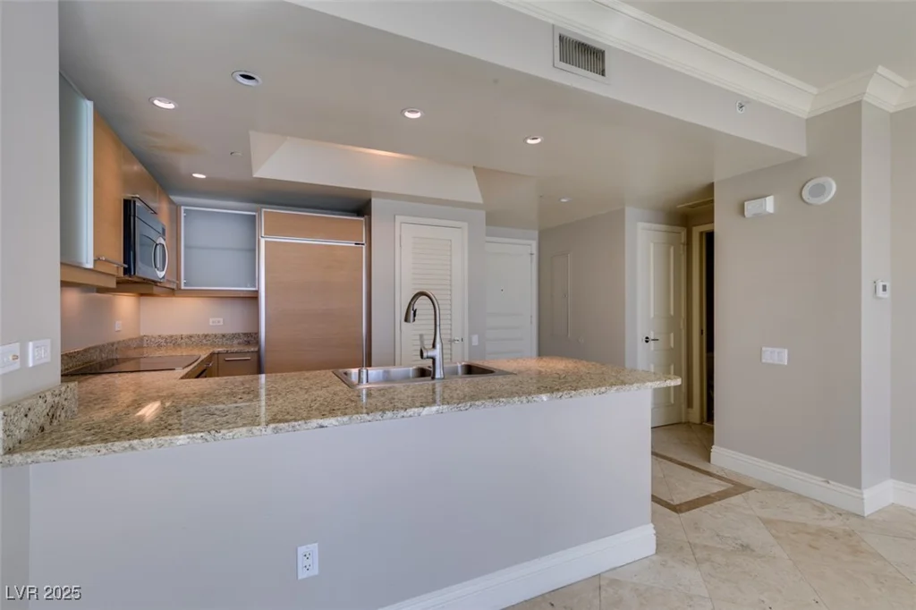 222 KAREN, Las Vegas, NV 89109