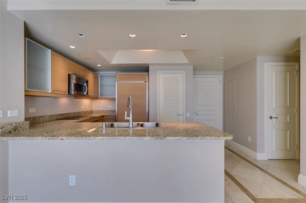 222 KAREN, Las Vegas, NV 89109