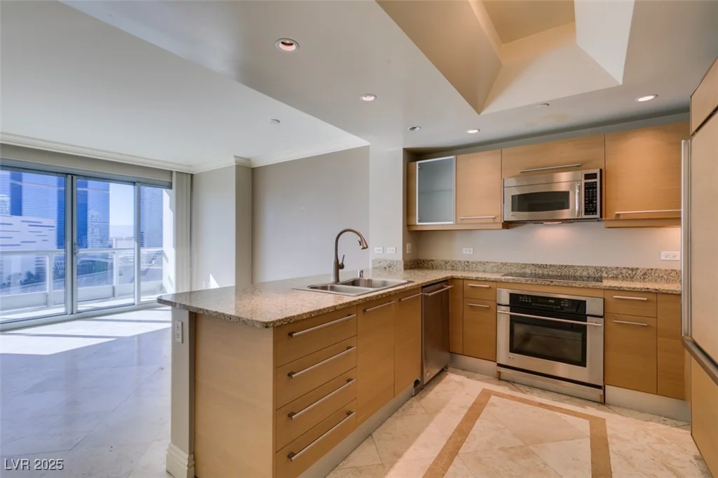 222 KAREN, Las Vegas, NV 89109
