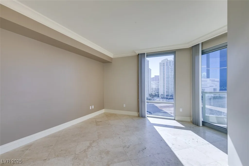 222 KAREN, Las Vegas, NV 89109