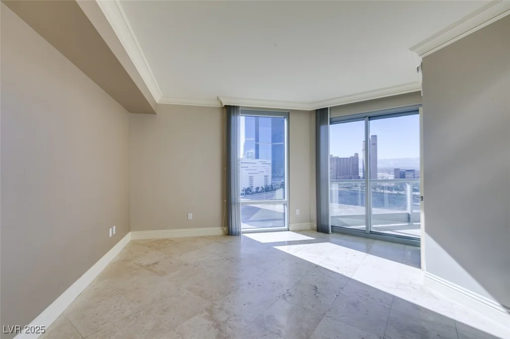 222 KAREN, Las Vegas, NV 89109