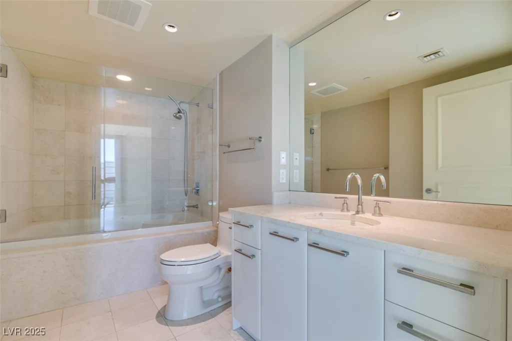 222 KAREN, Las Vegas, NV 89109
