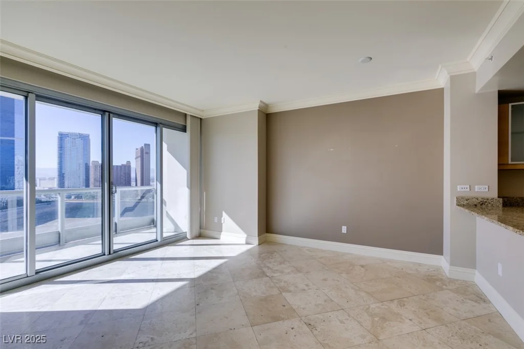 222 KAREN, Las Vegas, NV 89109