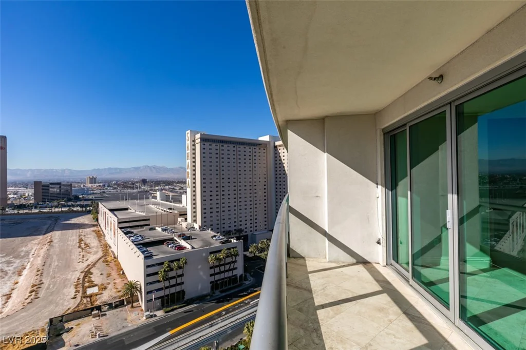 222 KAREN, Las Vegas, NV 89109