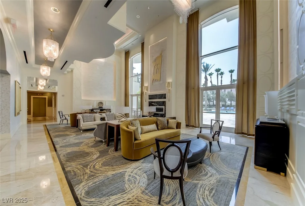 222 KAREN, Las Vegas, NV 89109