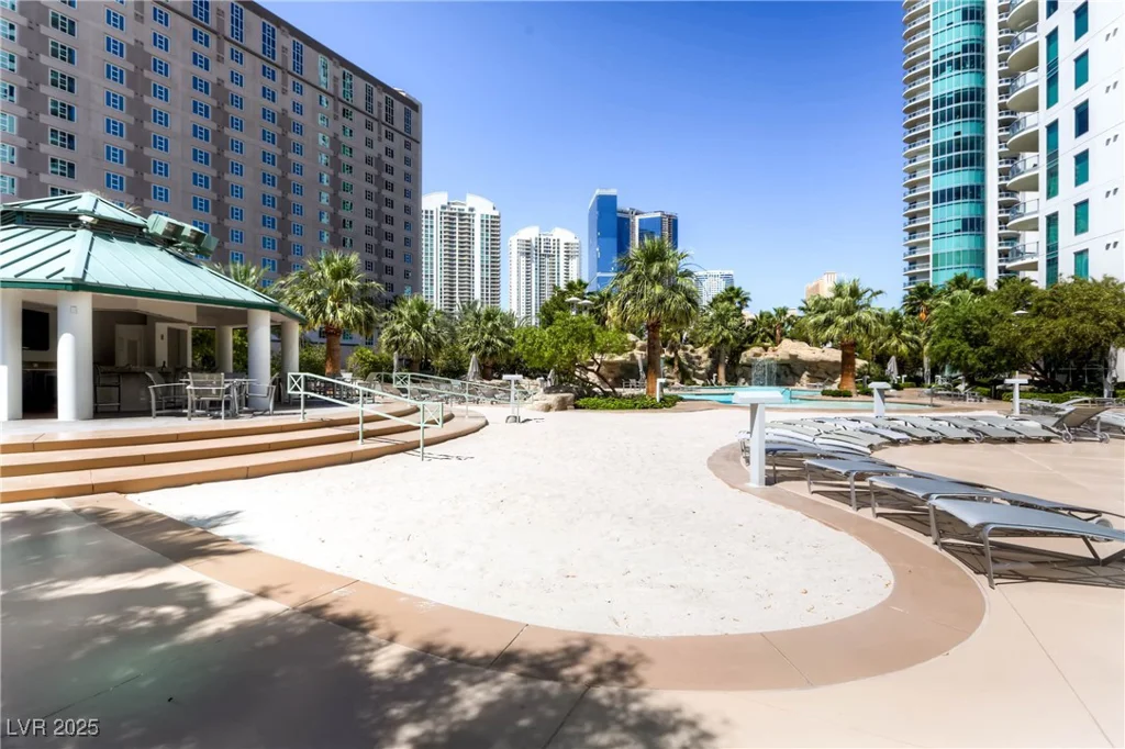 222 KAREN, Las Vegas, NV 89109