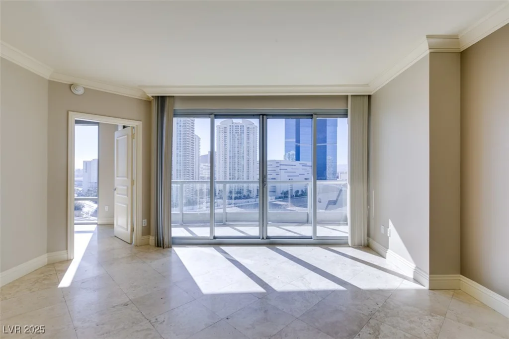 222 KAREN, Las Vegas, NV 89109