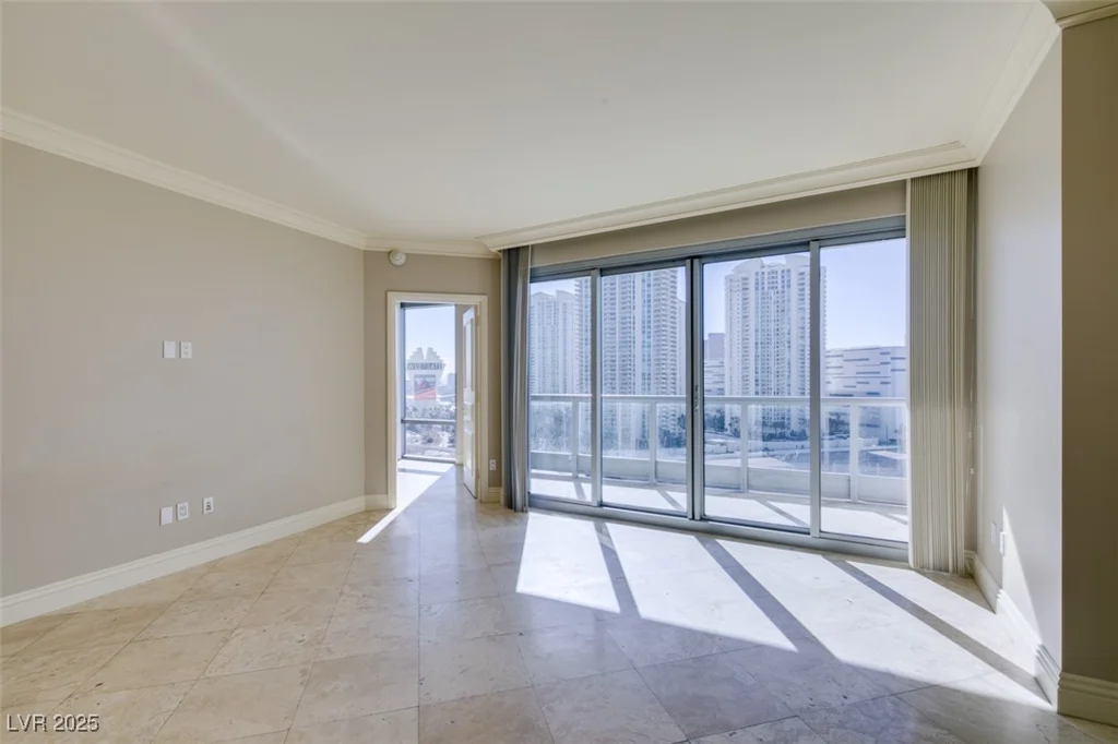 222 KAREN, Las Vegas, NV 89109