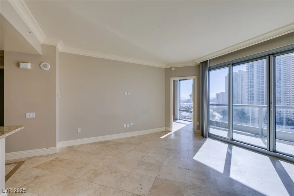 222 KAREN, Las Vegas, NV 89109