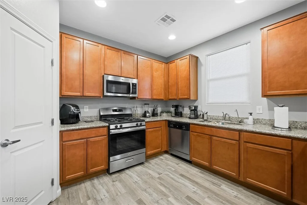 6955 Sunrise Crest, Las Vegas, NV 89142