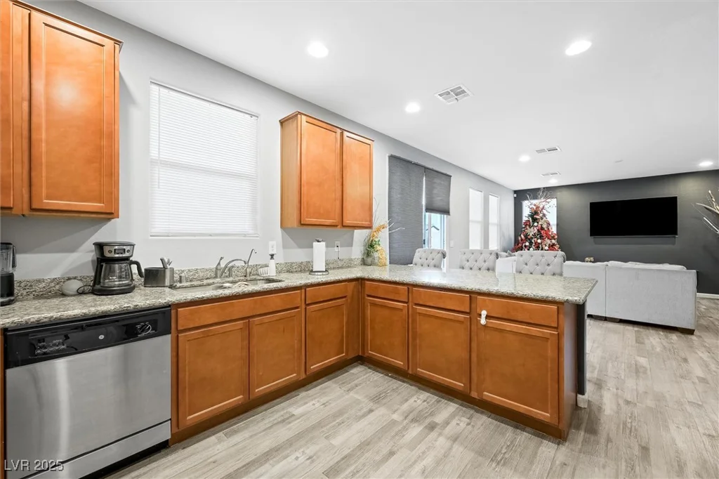 6955 Sunrise Crest, Las Vegas, NV 89142