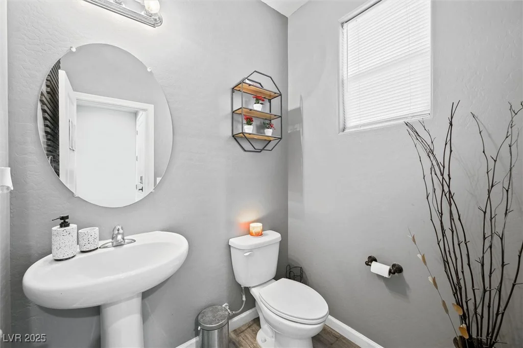 6955 Sunrise Crest, Las Vegas, NV 89142