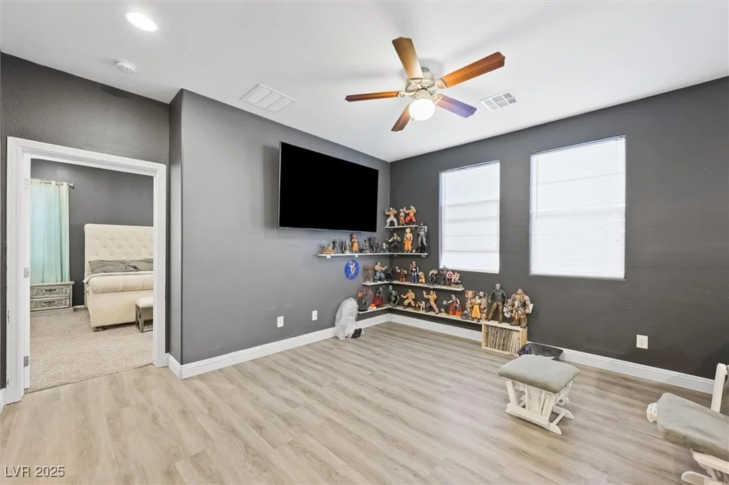 6955 Sunrise Crest, Las Vegas, NV 89142