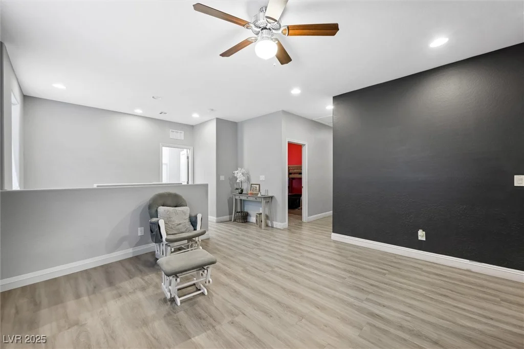 6955 Sunrise Crest, Las Vegas, NV 89142
