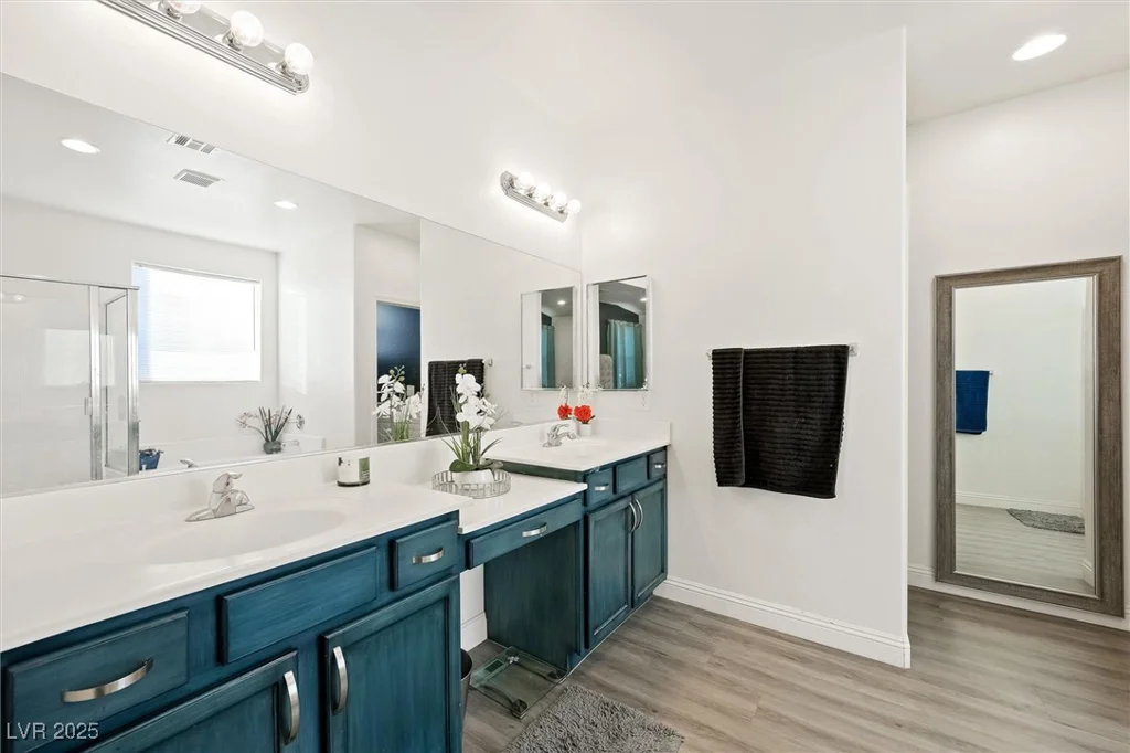 6955 Sunrise Crest, Las Vegas, NV 89142