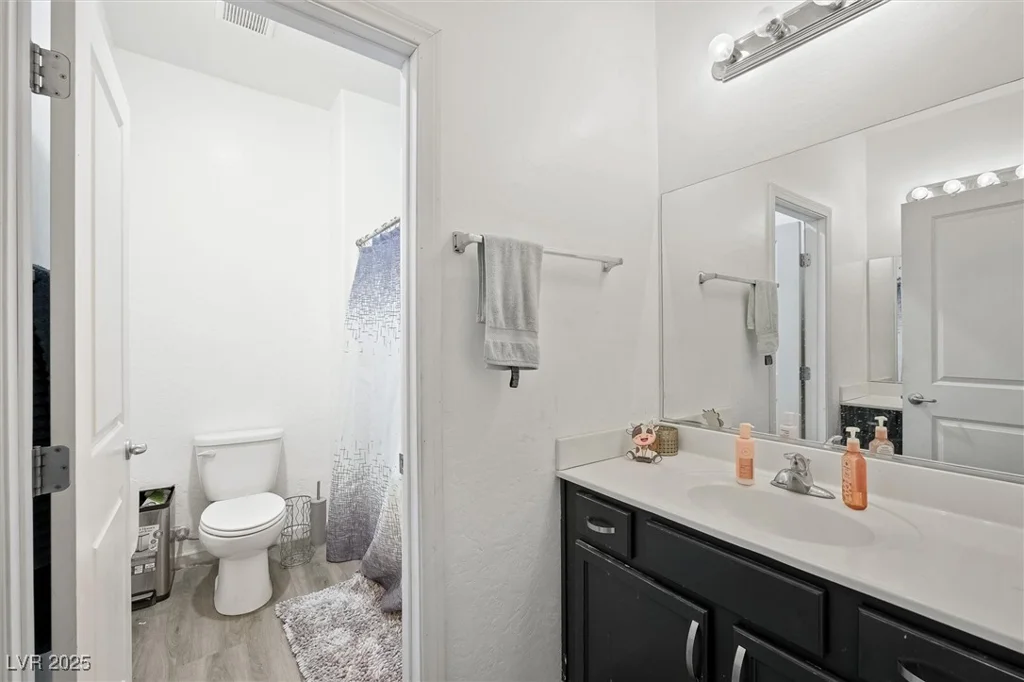 6955 Sunrise Crest, Las Vegas, NV 89142