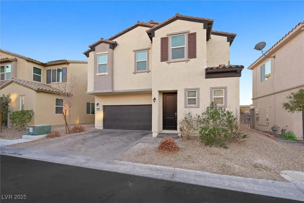 6955 Sunrise Crest, Las Vegas, NV 89142