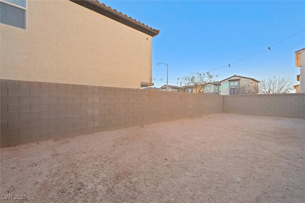 6955 Sunrise Crest, Las Vegas, NV 89142