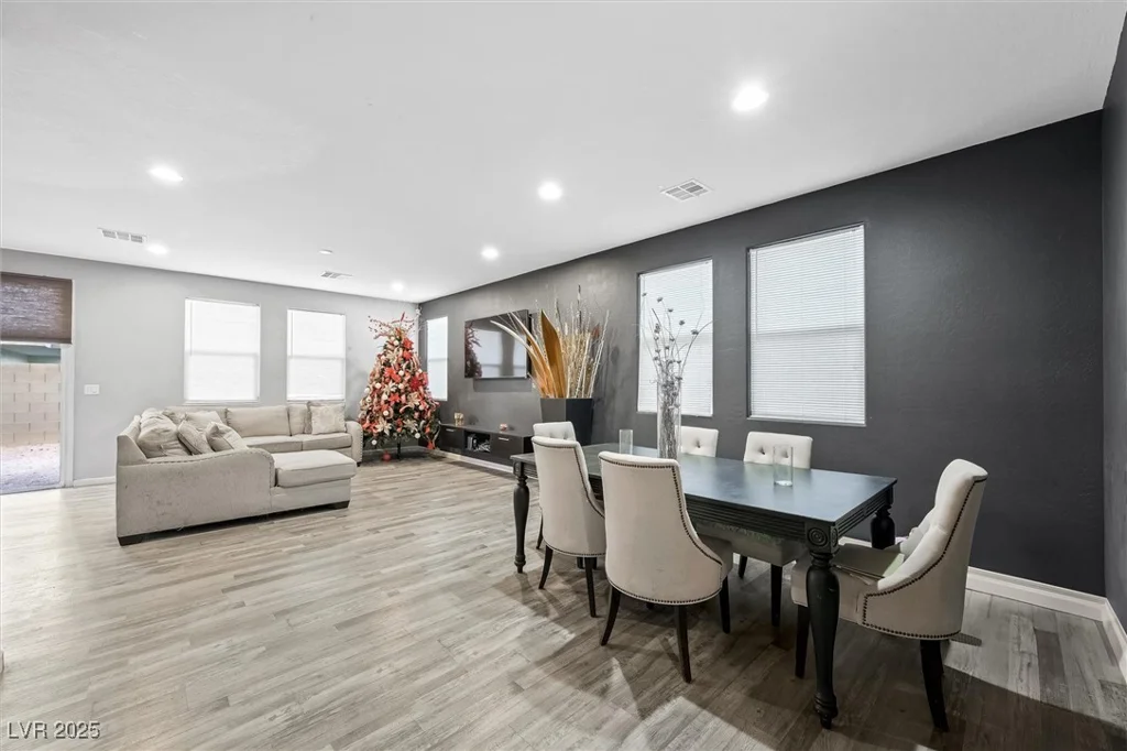 6955 Sunrise Crest, Las Vegas, NV 89142