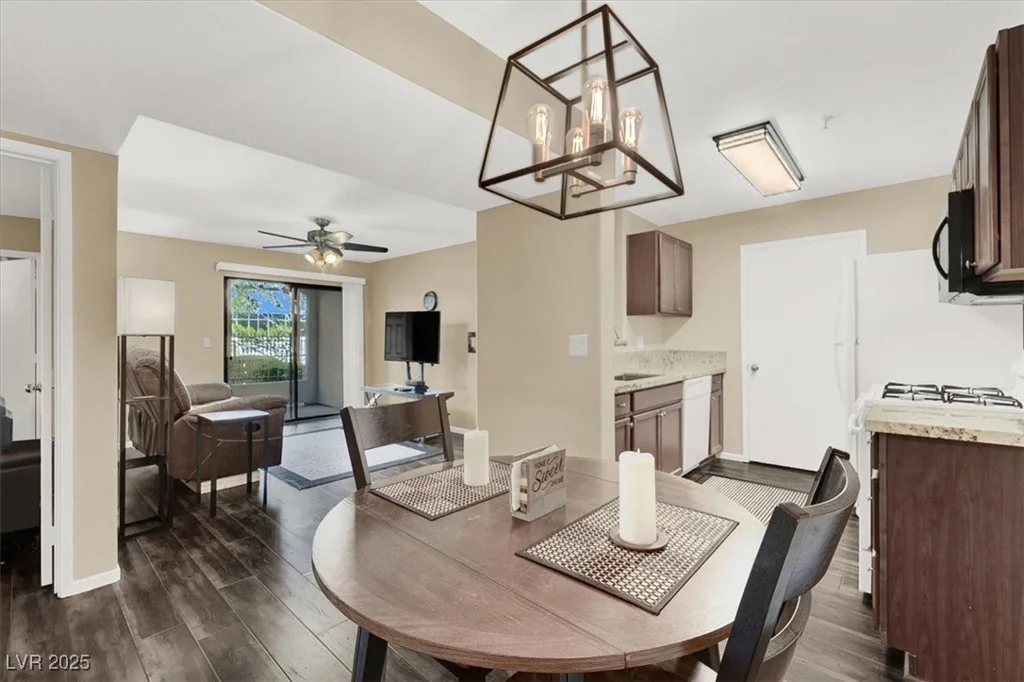 950 Seven Hills, Henderson, NV 89052