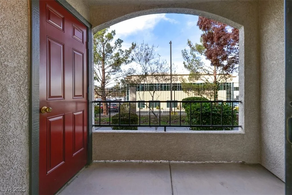 950 Seven Hills, Henderson, NV 89052