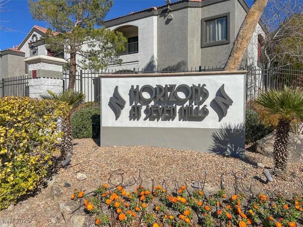 950 Seven Hills, Henderson, NV 89052