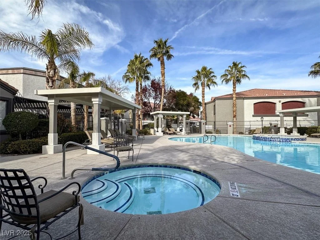 950 Seven Hills, Henderson, NV 89052