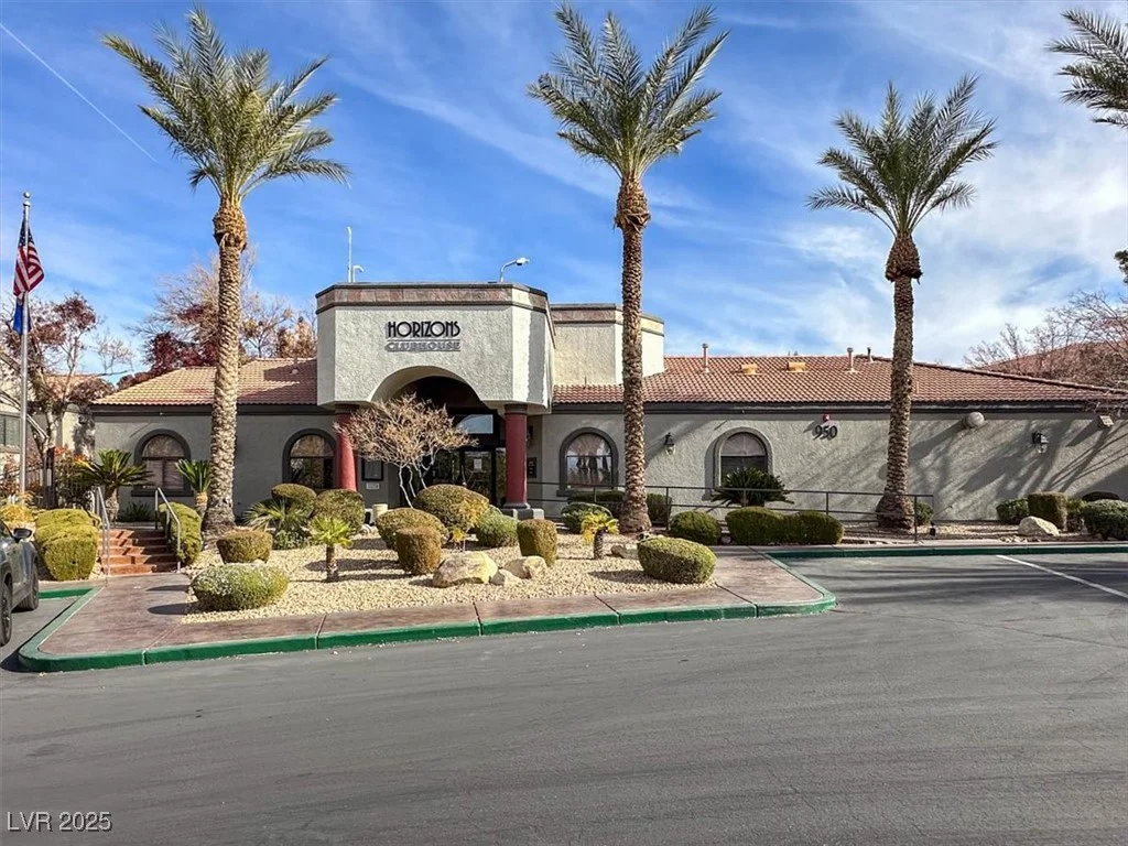 950 Seven Hills, Henderson, NV 89052