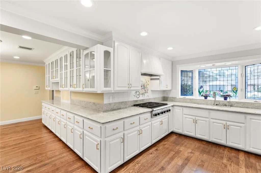 3105 Conners, Las Vegas, NV 89107