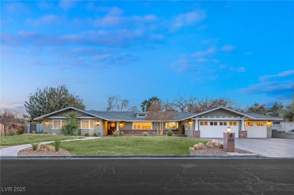 3105 Conners, Las Vegas, NV 89107