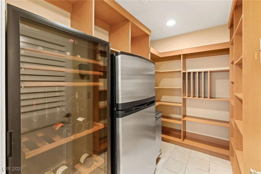 3105 Conners, Las Vegas, NV 89107